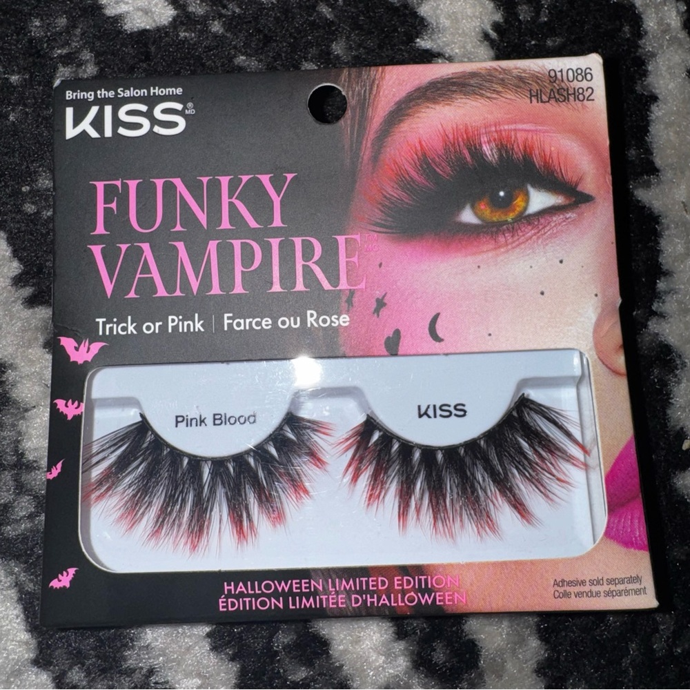 Kiss Dramatic Pink Eyelashes